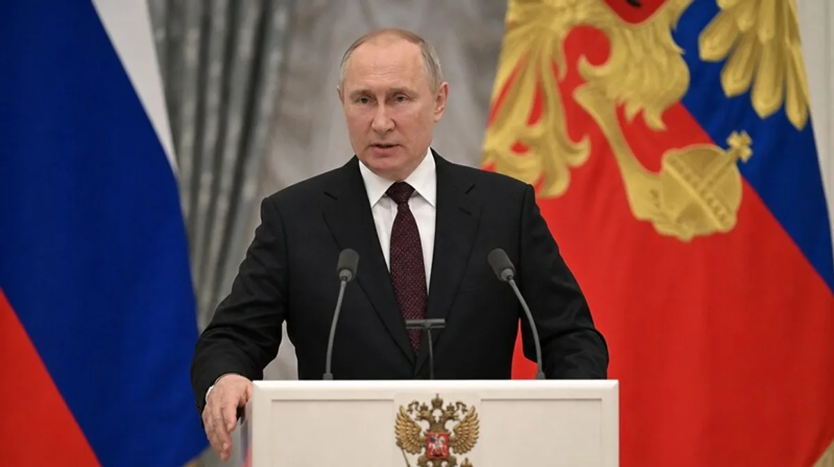 Putin fordert Schröder als Vermittler: Ex-Kanzler soll Waffenruhe vermitteln
