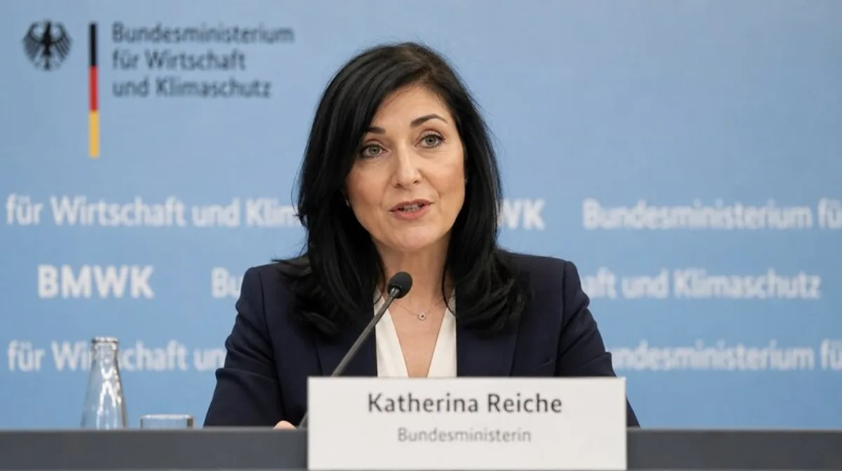 Drei Krisen, eine Erkenntnis: Die Welt wartet nicht auf Ordnung