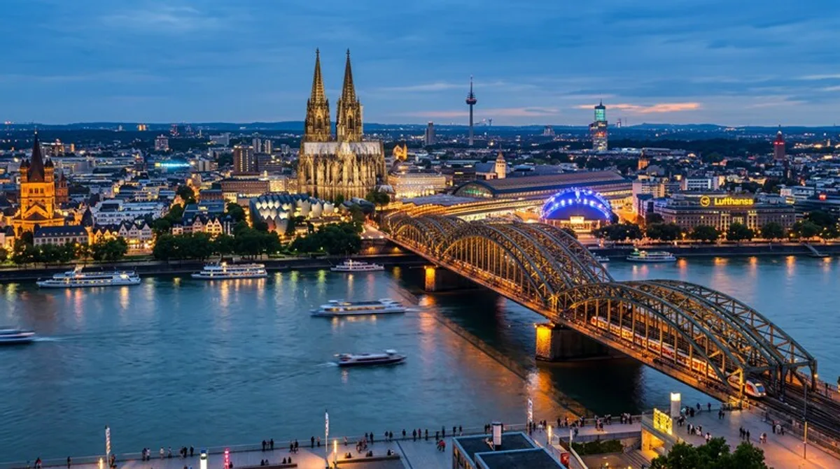 Köln: Stadtrat beschließt Doppelhaushalt 2024/25